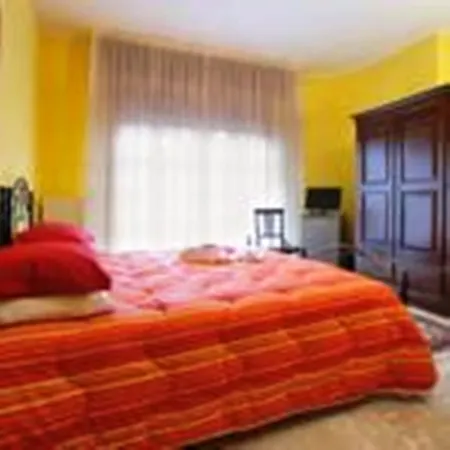 Santa Lucia Guest house *